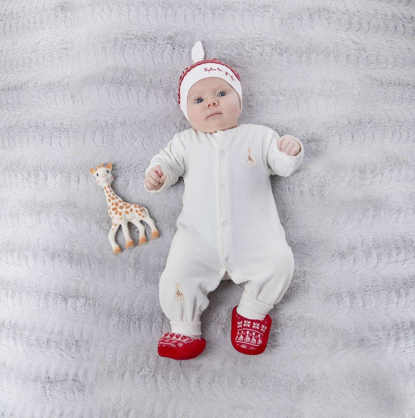 Christmas Gift Set - Socks, Hat + Sophie - Kids by Carlyle Avenue