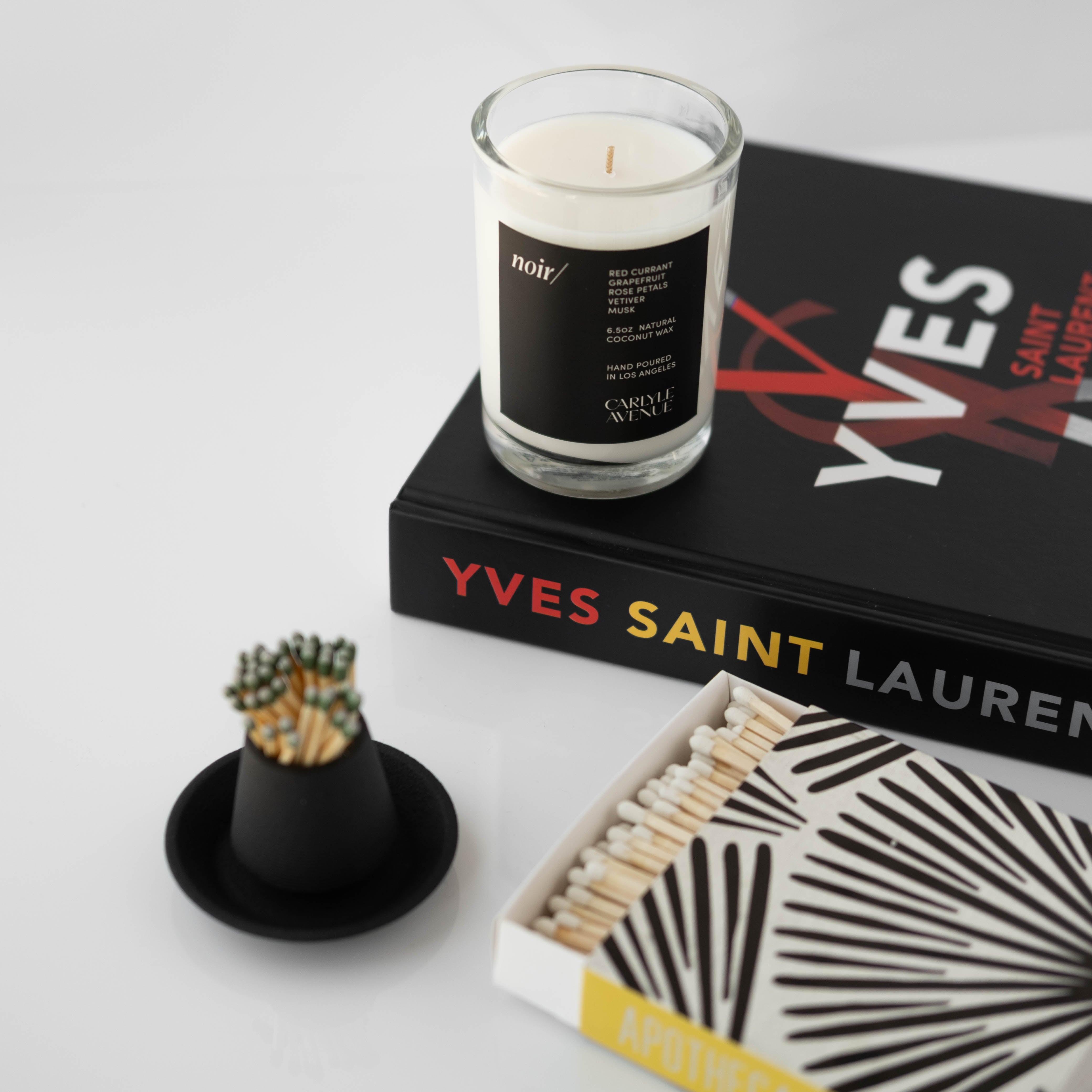 Carlyle Avenue Scented Candle - Noir