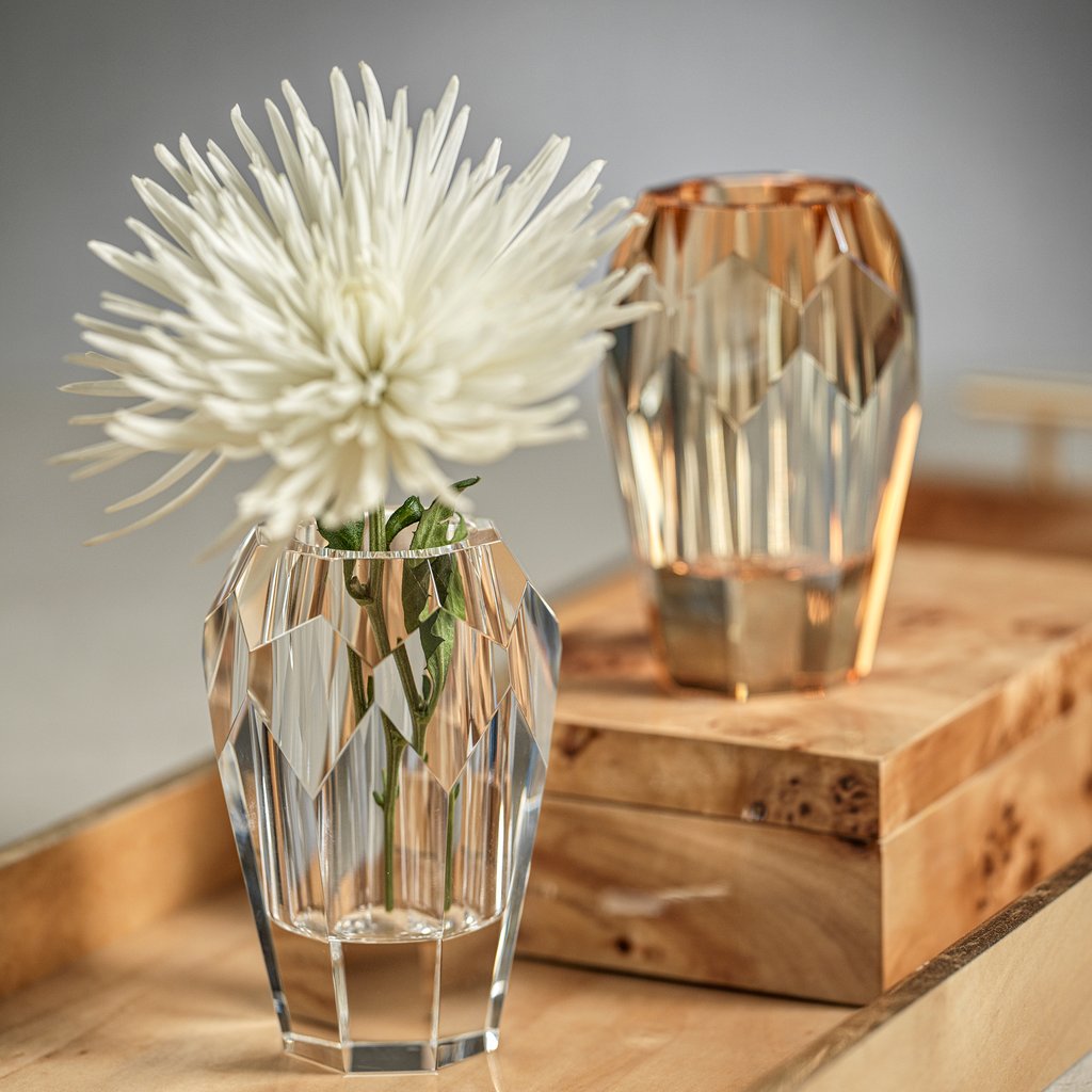 Veniza Cut Crystal Vase - 4 Colors