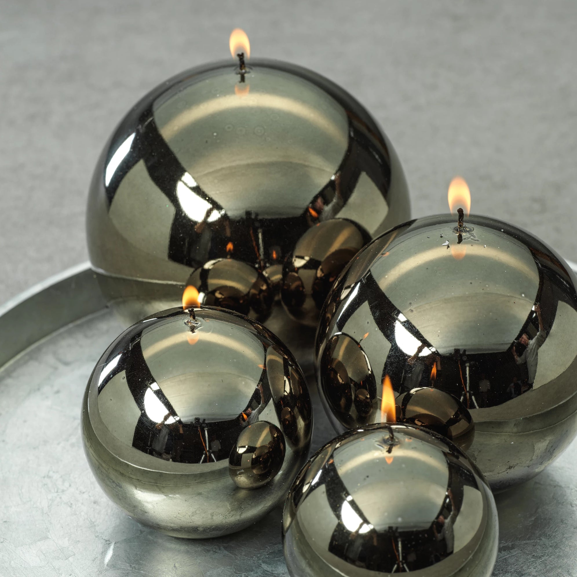 Shiny Metallic Ball Candle - Dark Green - CARLYLE AVENUE