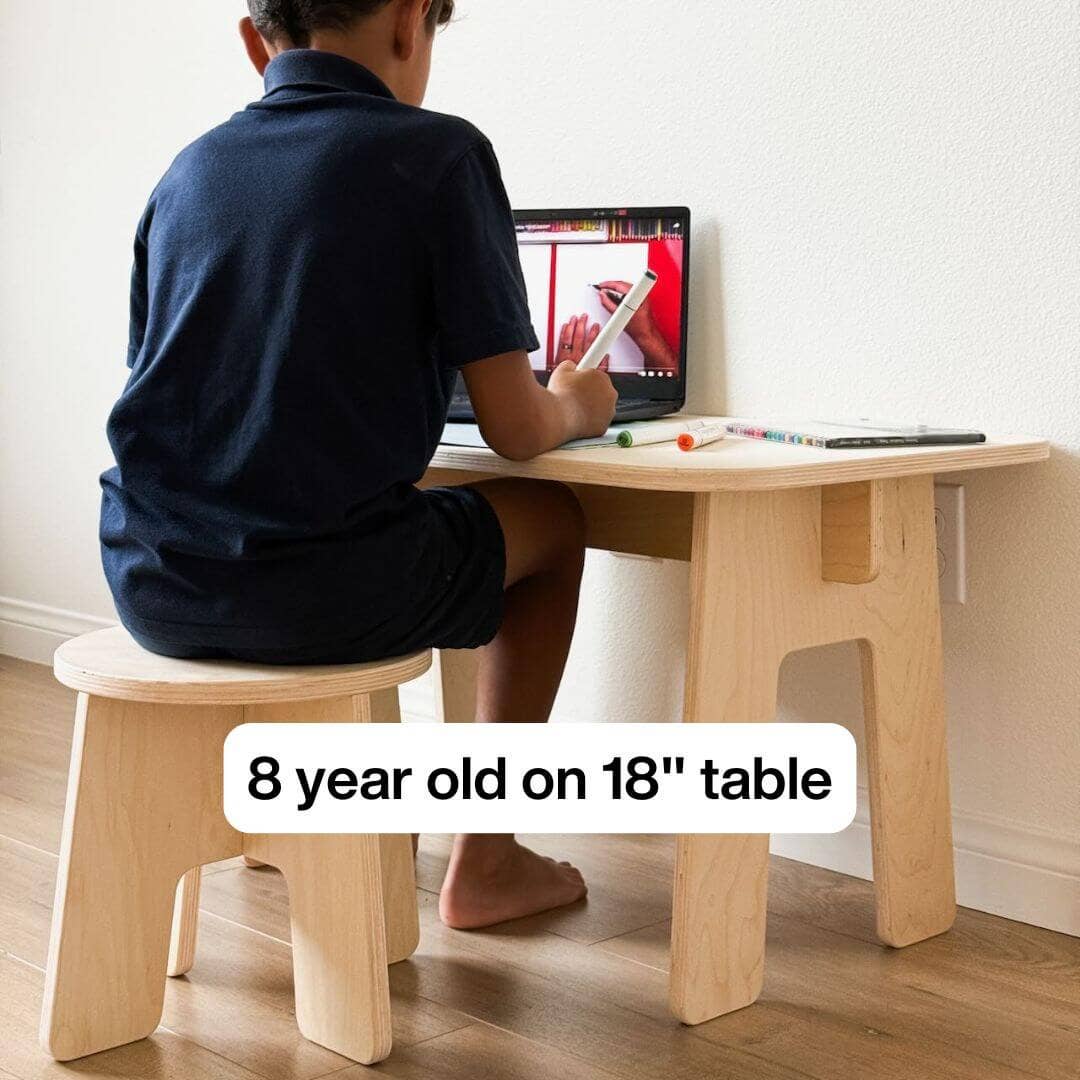 Kids Table and Chairs