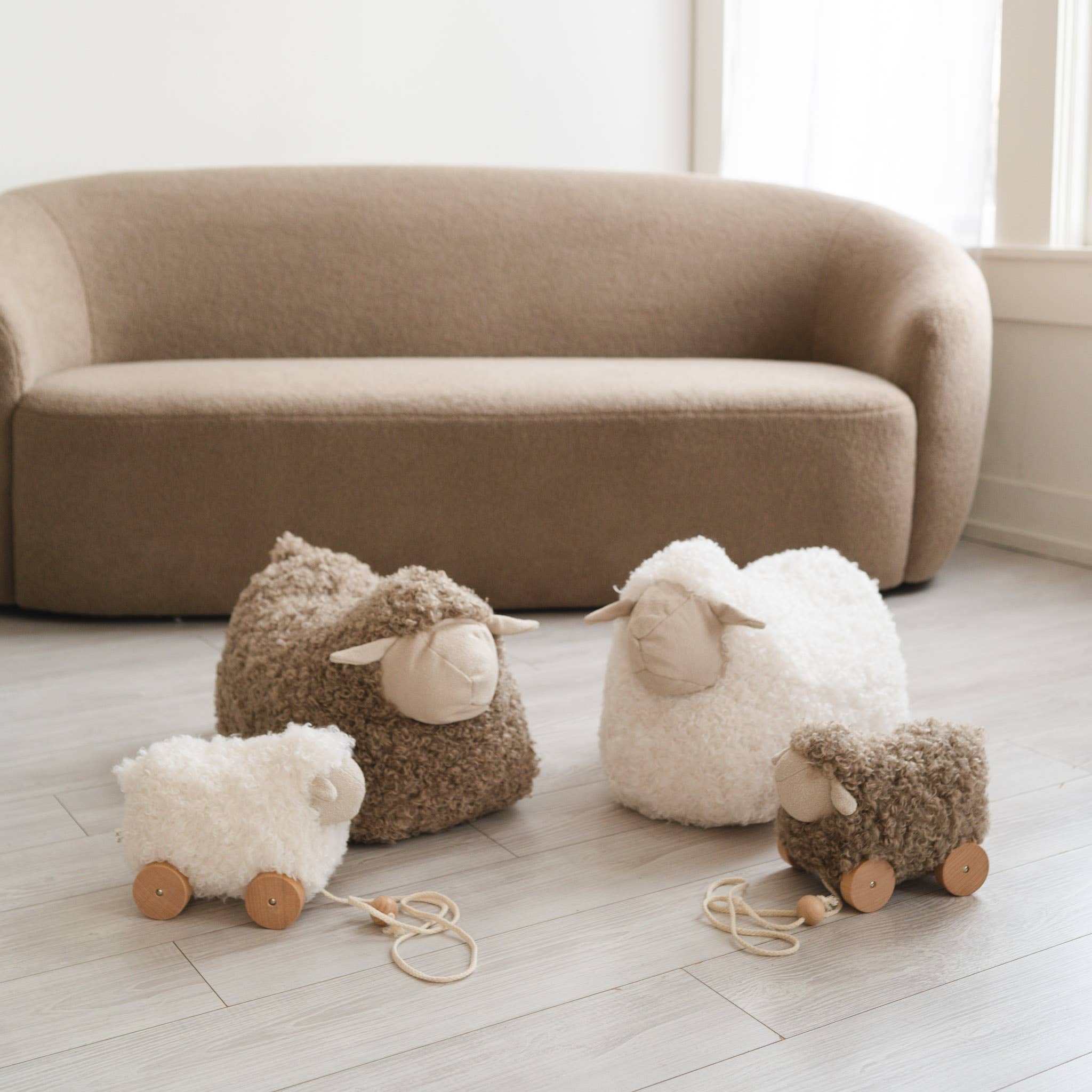 BELLA // pull-along sheep cream