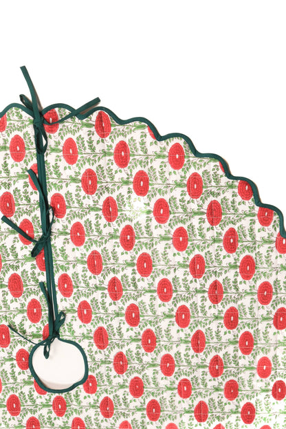 Scalloped Blockprint Quilted Tree Skirt in Araminta Green