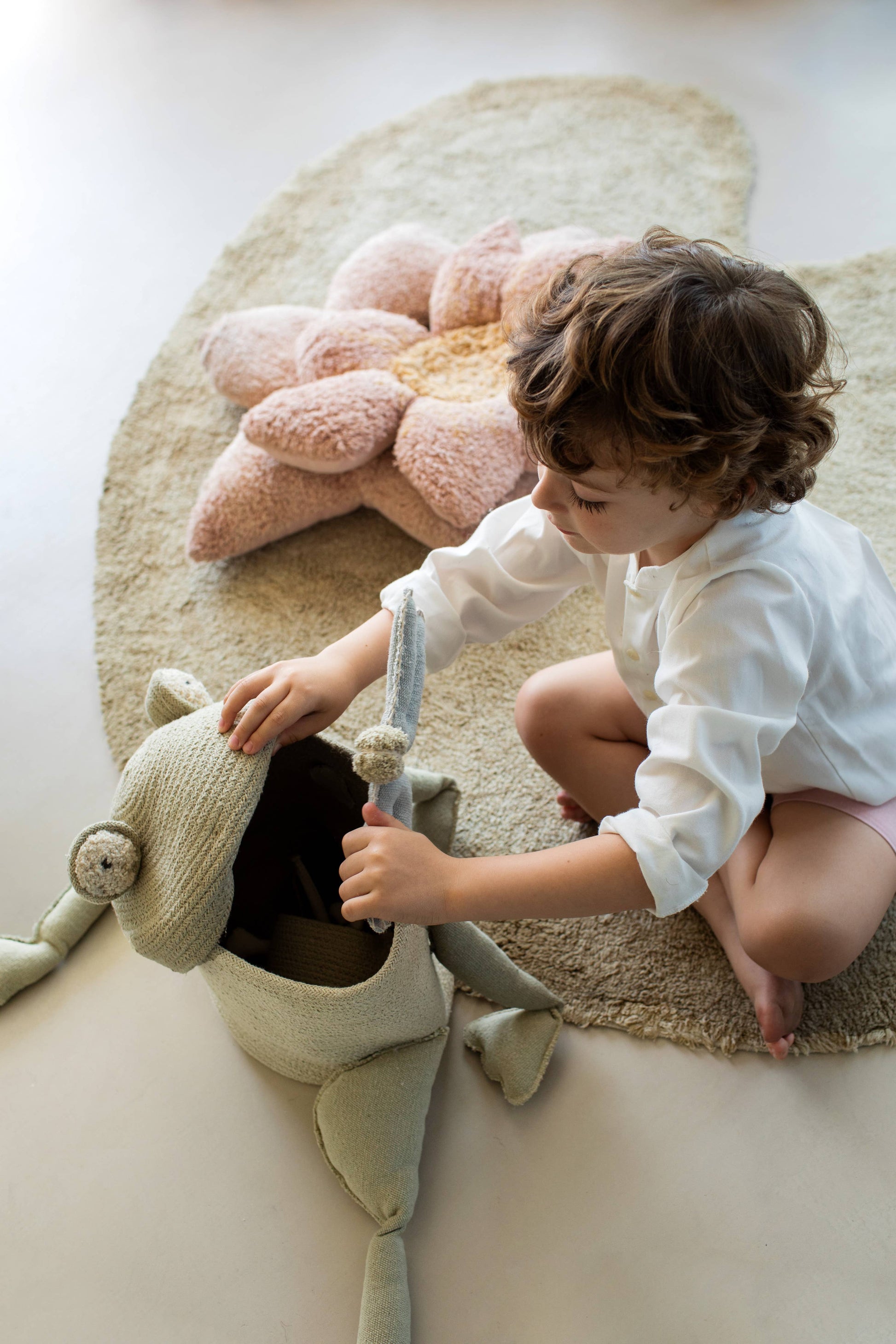 Basket Fred the Frog - Large - Kids by Carlyle Avenue