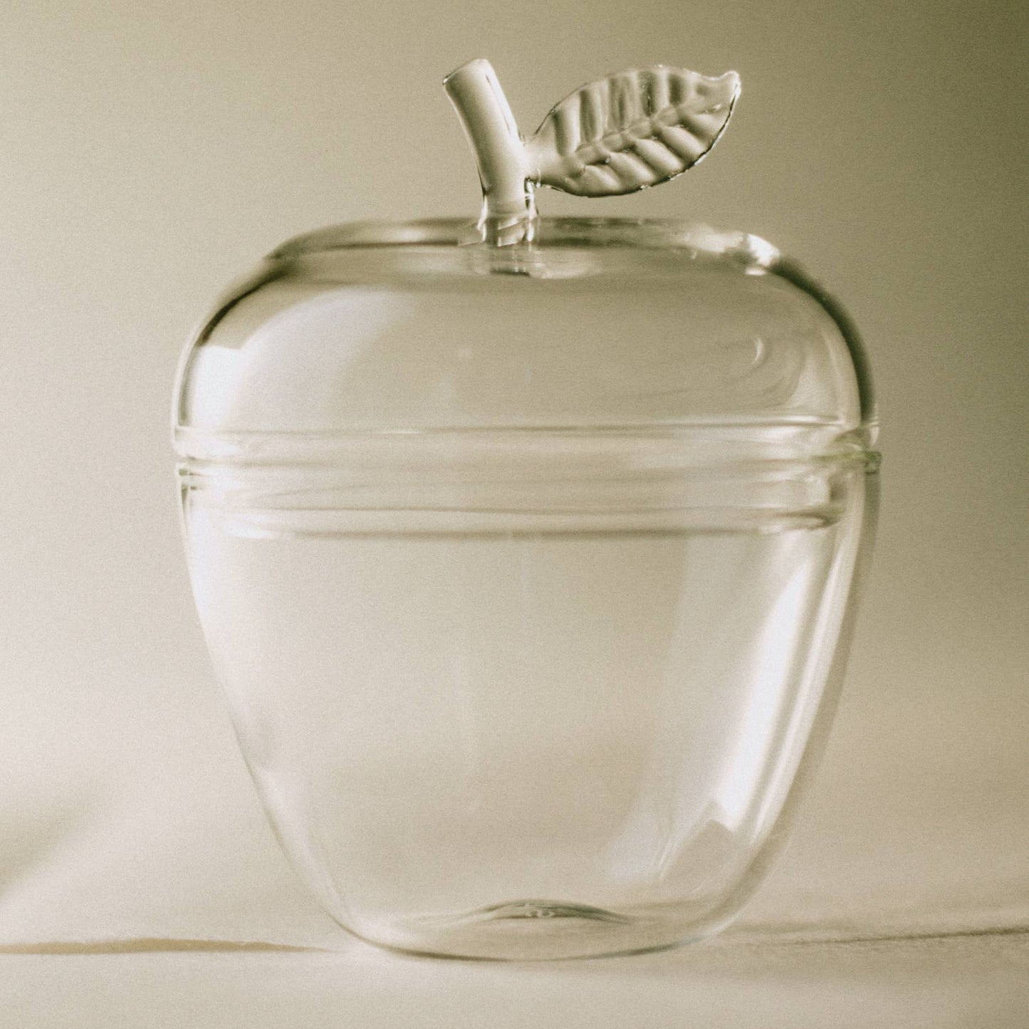 La Pomme, Clear - Jar by Carlyle Avenue