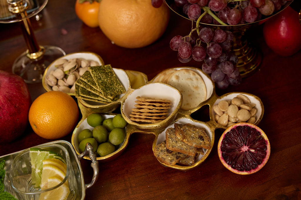 Small Cluster of Eight Serving Bowls - Gold & White