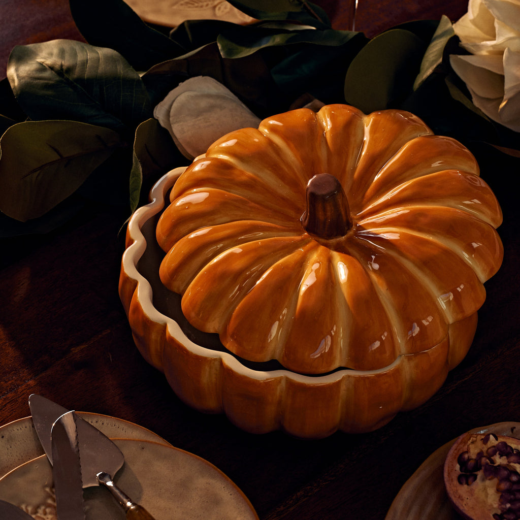 pumpkin bowl with lid on thanksgiving table