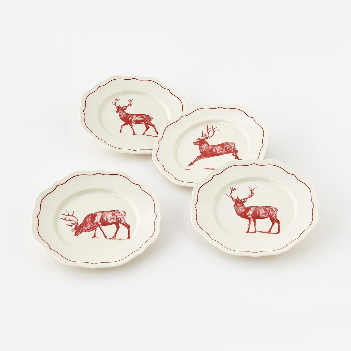 Yuletide Scalloped Plate, 10 inch