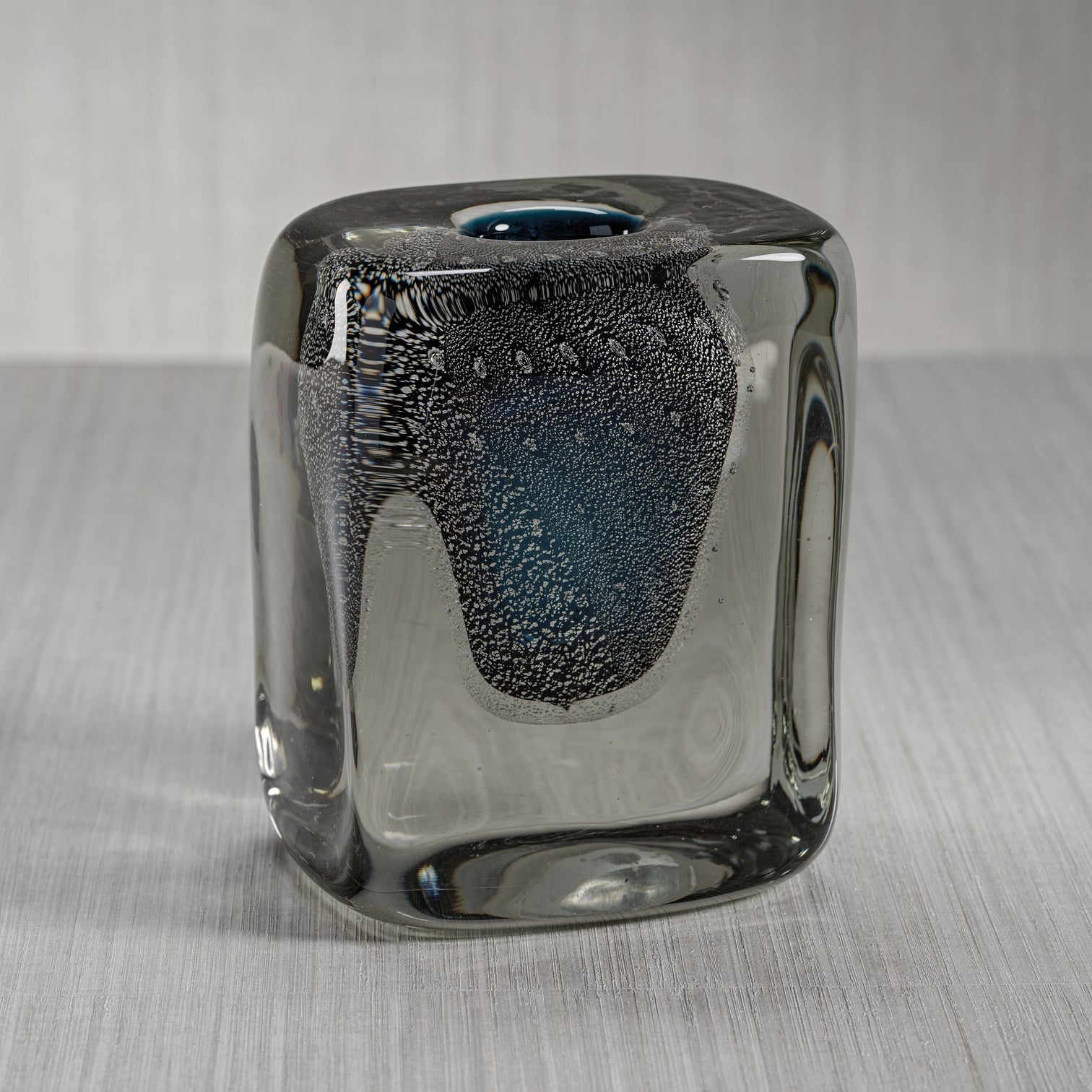 Handcrafted Crystal Bloom Vase - Blue
