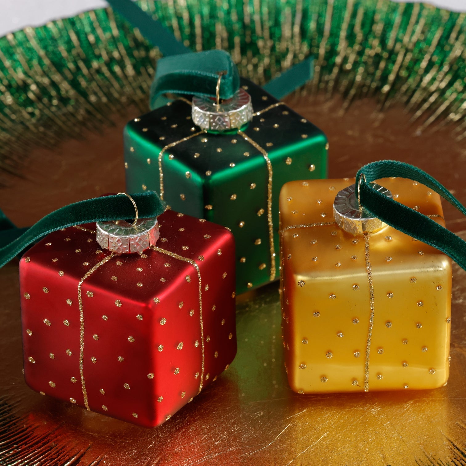Glass Gift Box Ornament