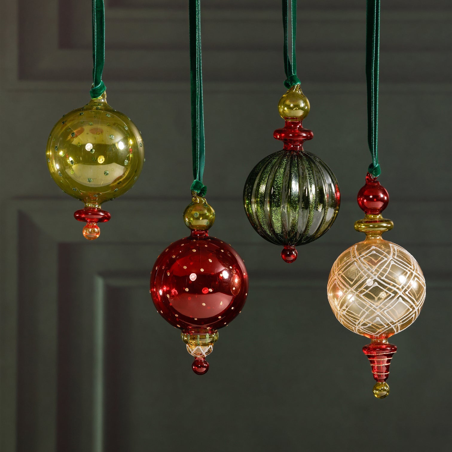 Festive Ornament - Set of 4 Assorted - Thumbnail 2