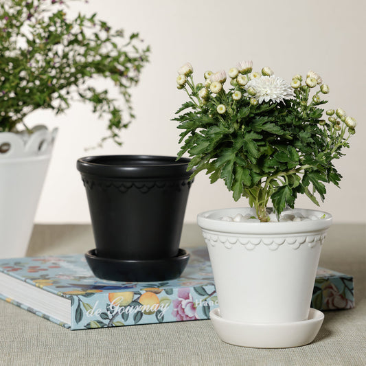 San Ysidro Flower Pot with Saucer