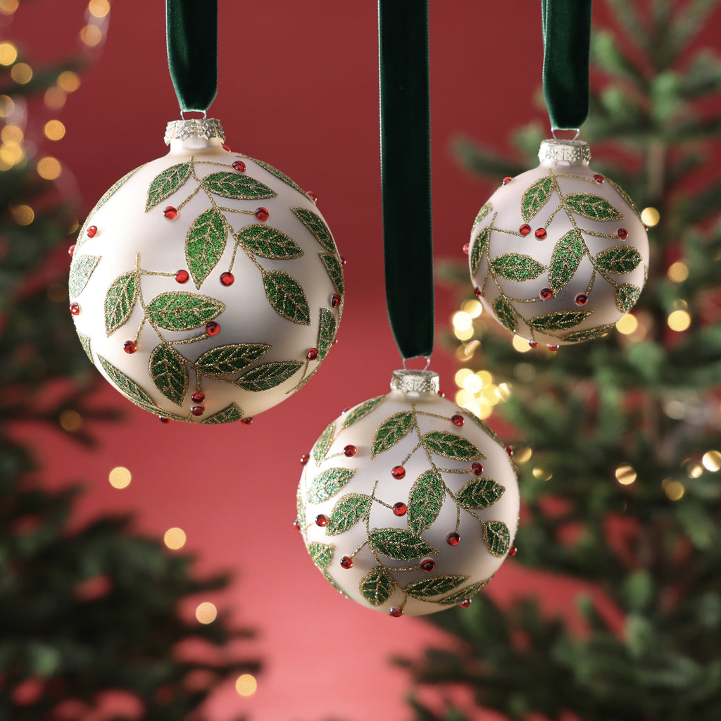 Leaf Pattern Glass Ball Ornament
