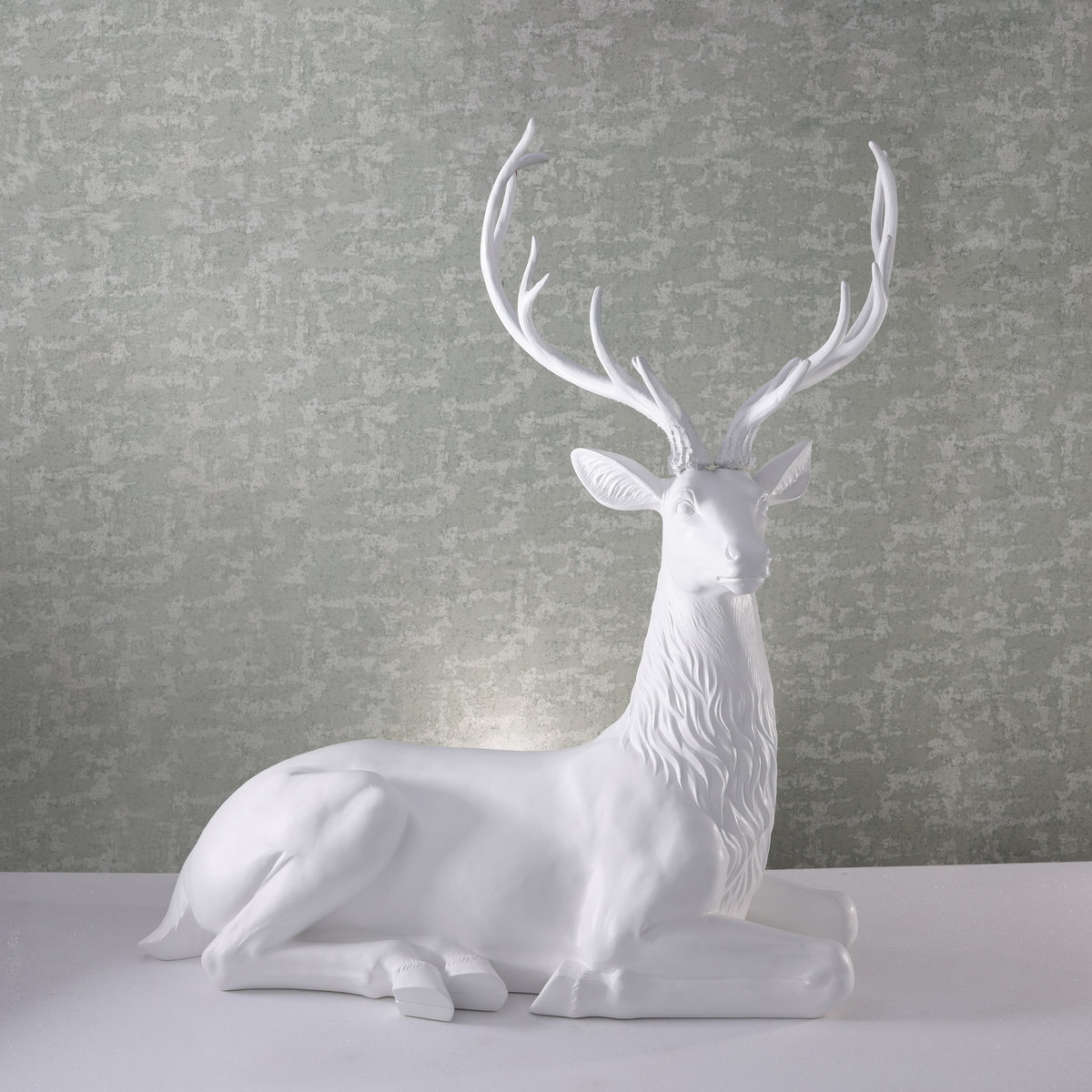 Nordic White Bedded Deer - 55 in