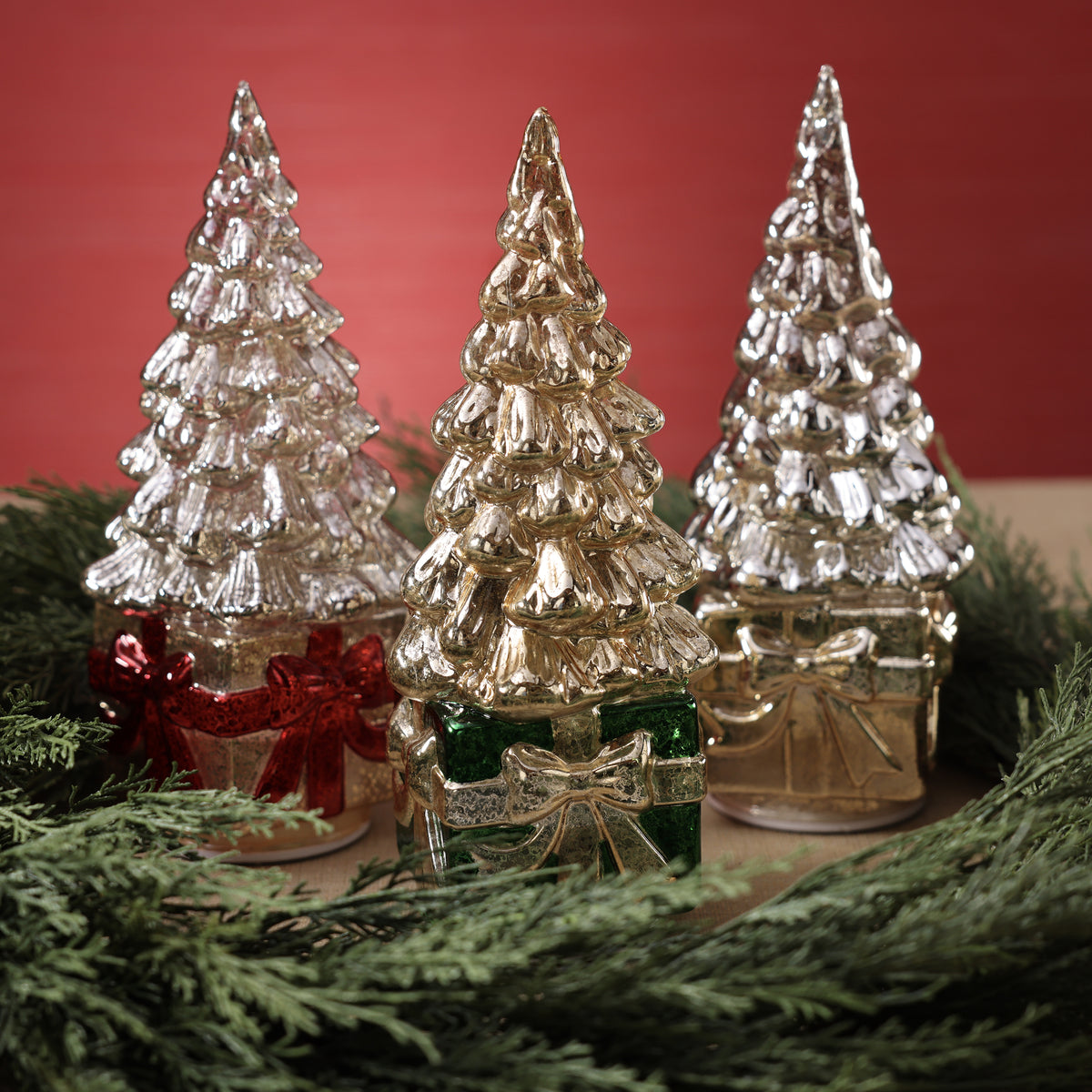 LED Rotating Tree on Present