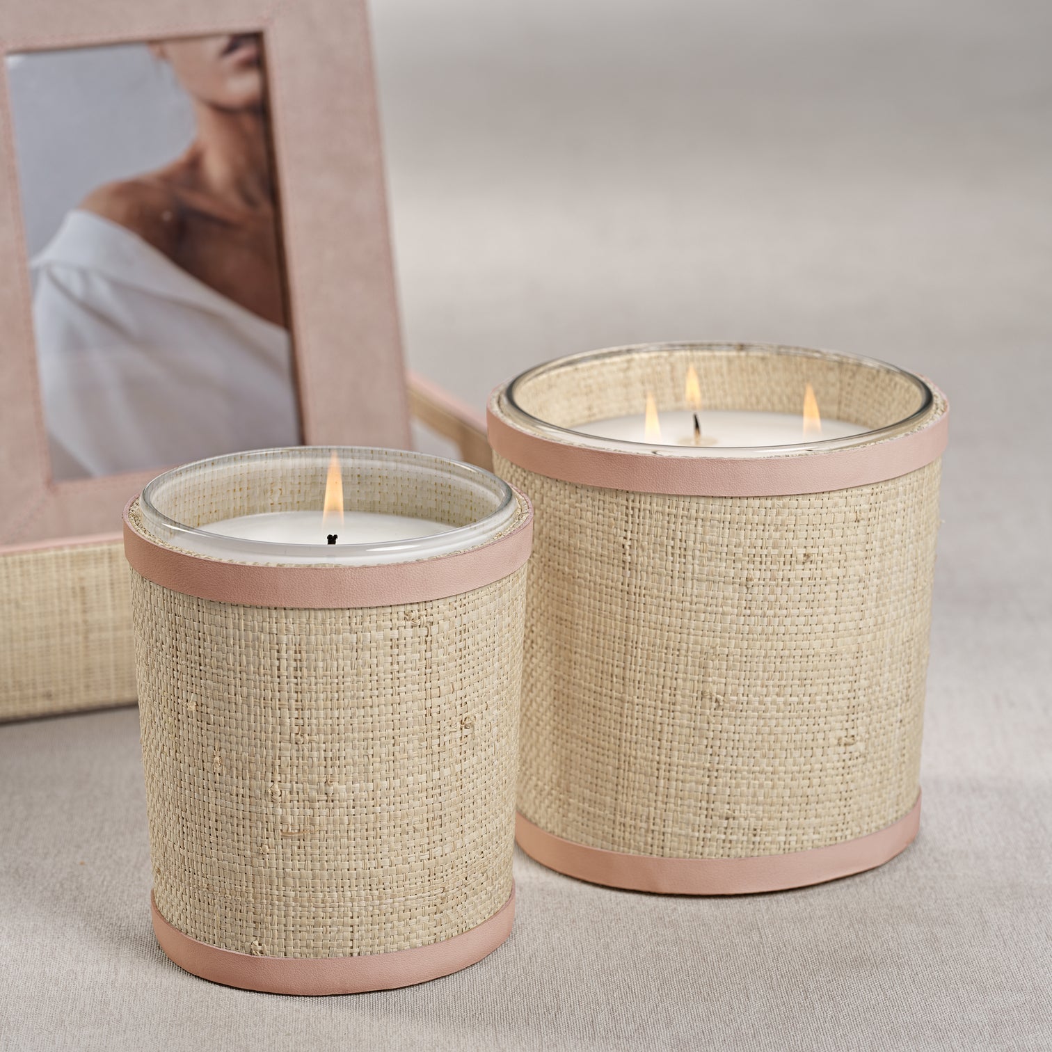 Candle in Natural Raffia Basket w/ Leather Trim - Pink