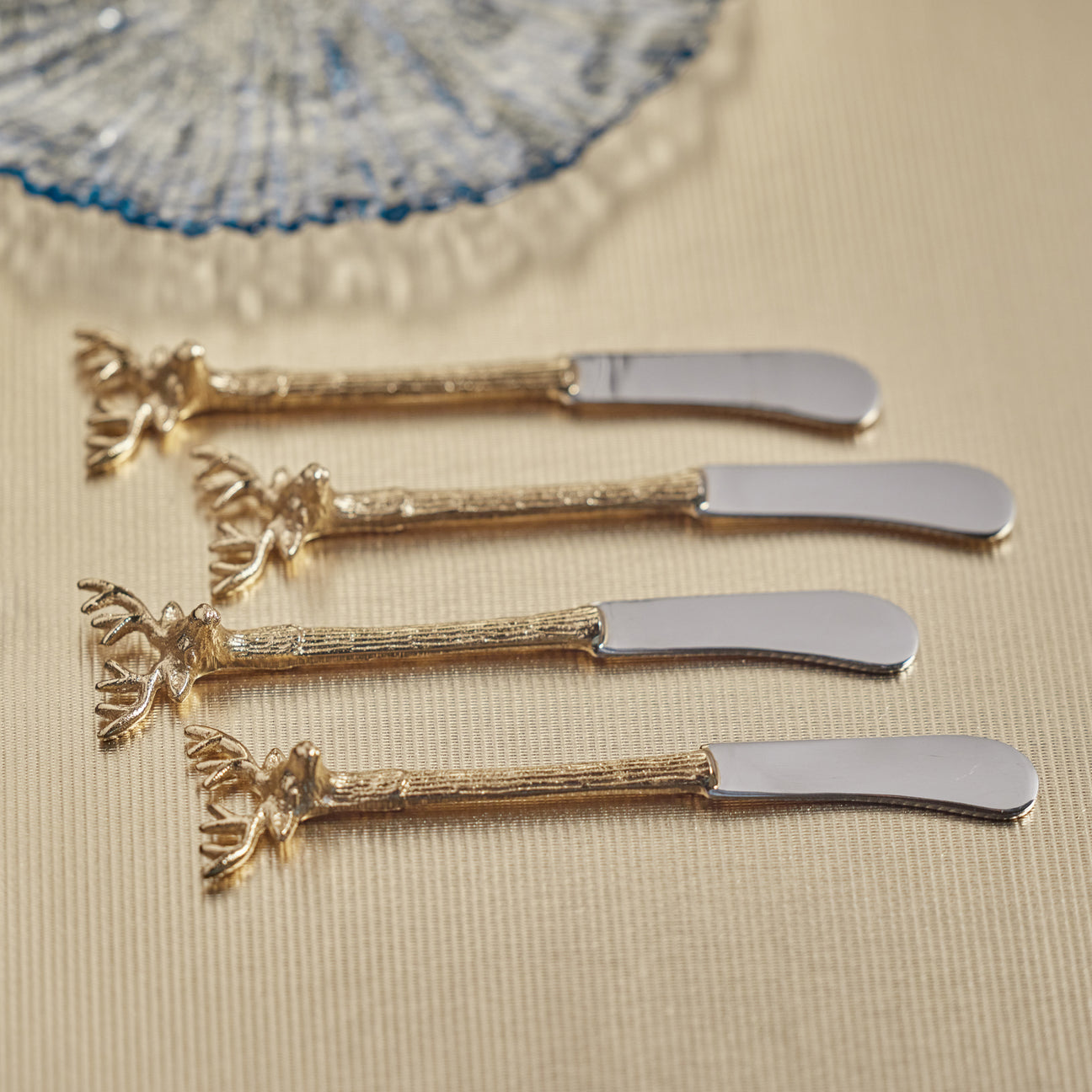 Set of 4 Stag's Head Butter Knives