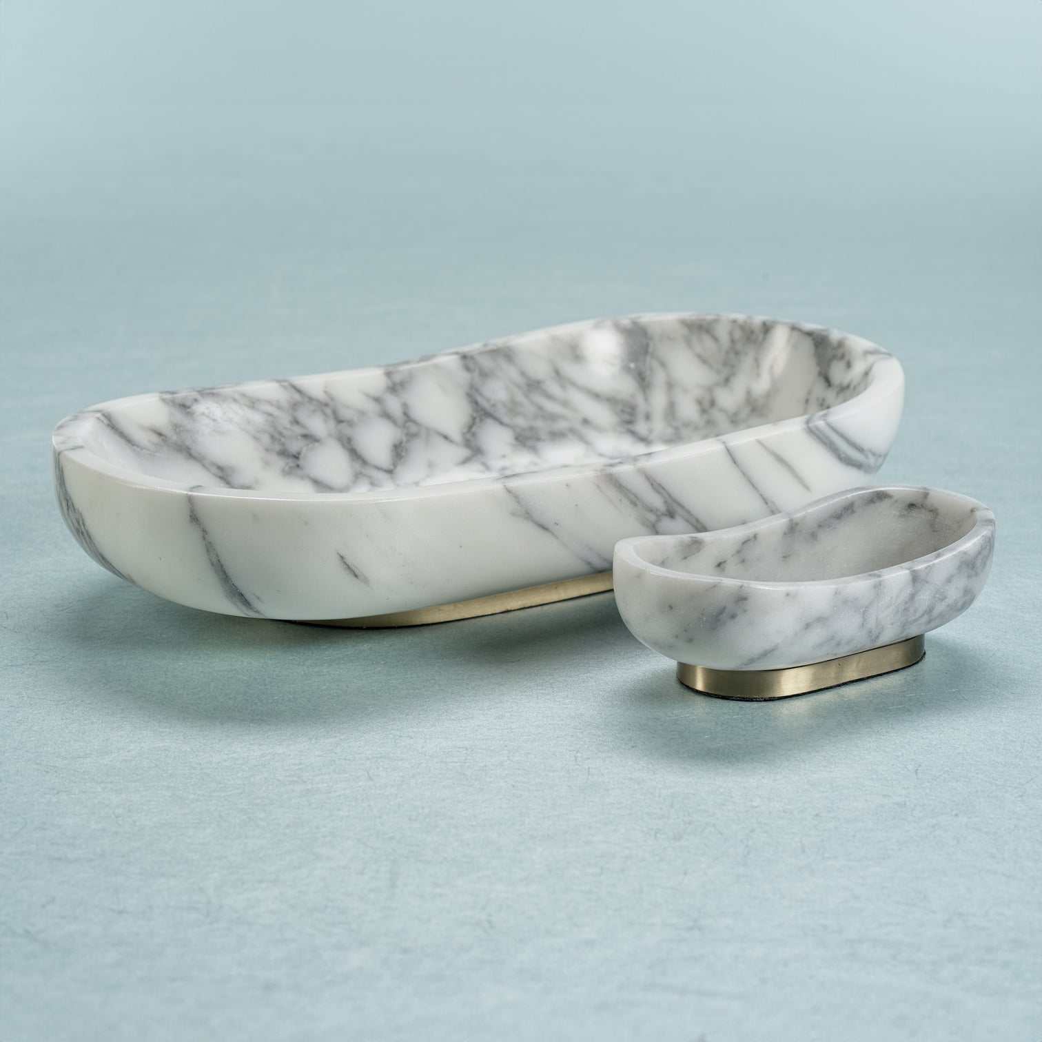 Arebascato Marble Oval Serving Bowl on Gold Metal Base