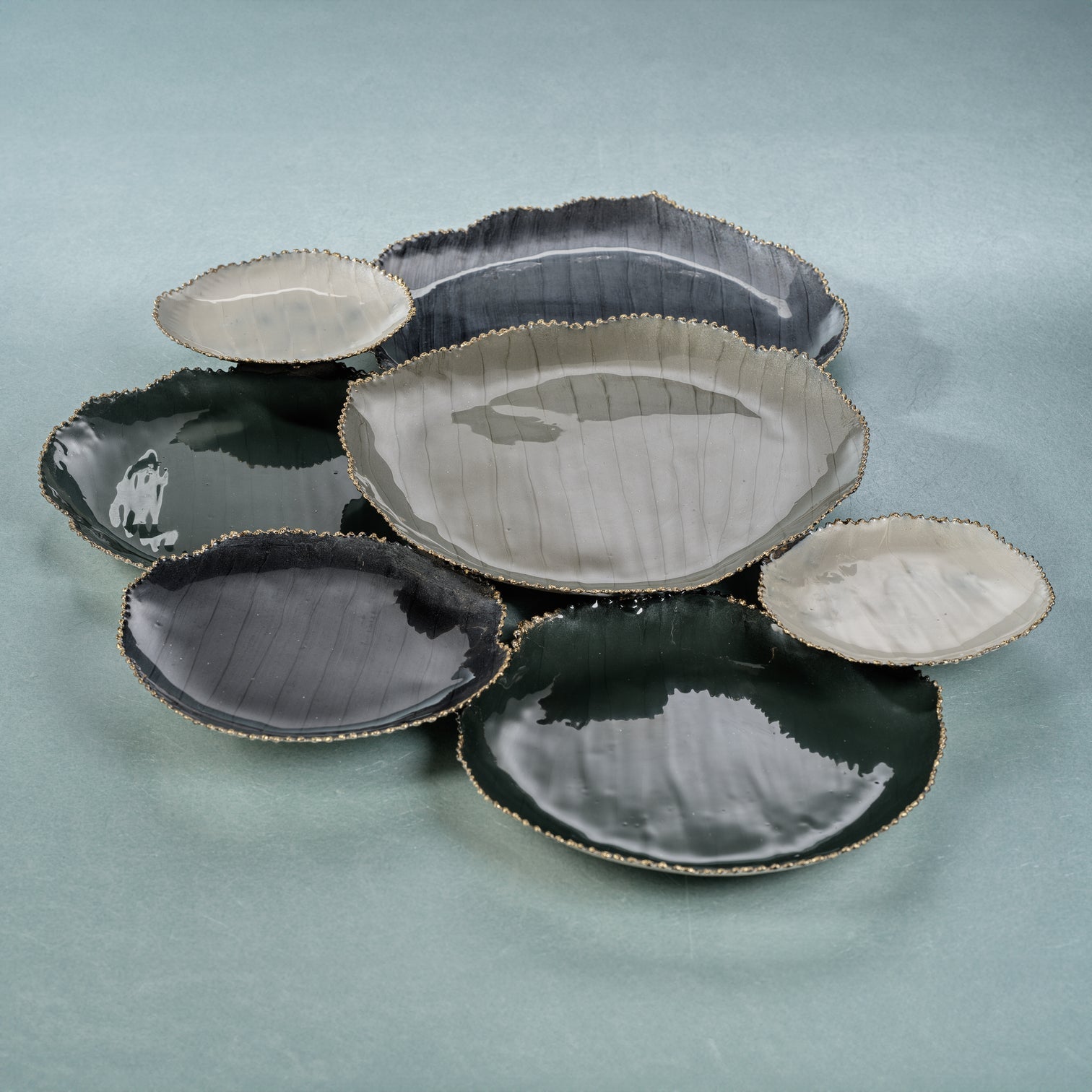 Enameled 7-Cluster Tray