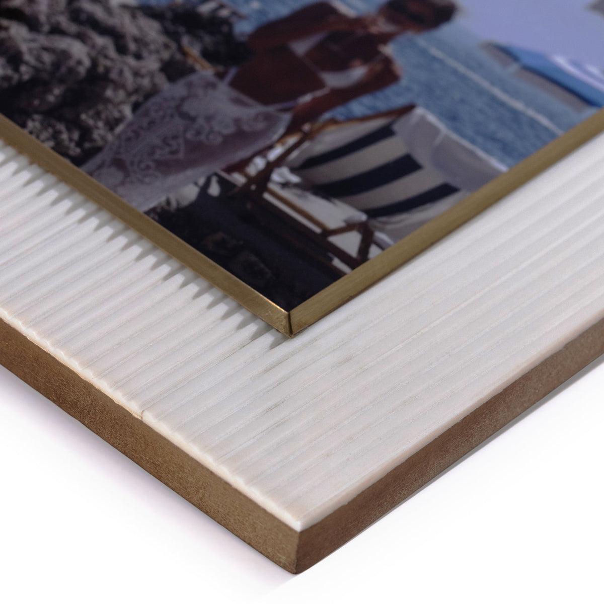 Inside Frameborder Bossa Ribbed White Resin Photo Frame with Brass Inside Border – CARLYLE ...