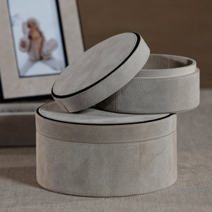 Arden Suede Leather Round Box - CARLYLE AVENUE