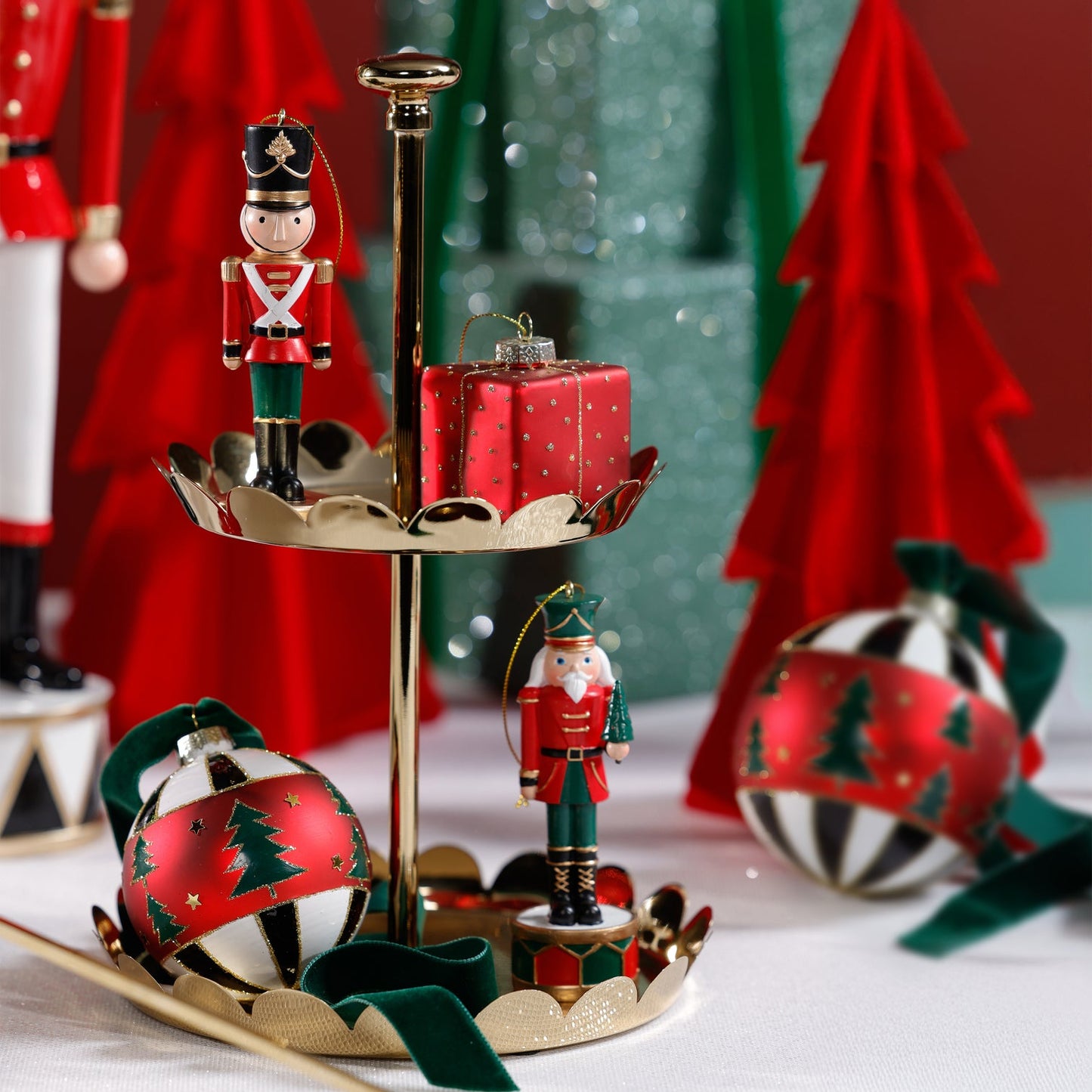 Scalloped Alloy Tray - 2-Tier - Polished Gold