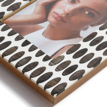 Sahara White Resin with Oval Chiseled Horn Photo Frame