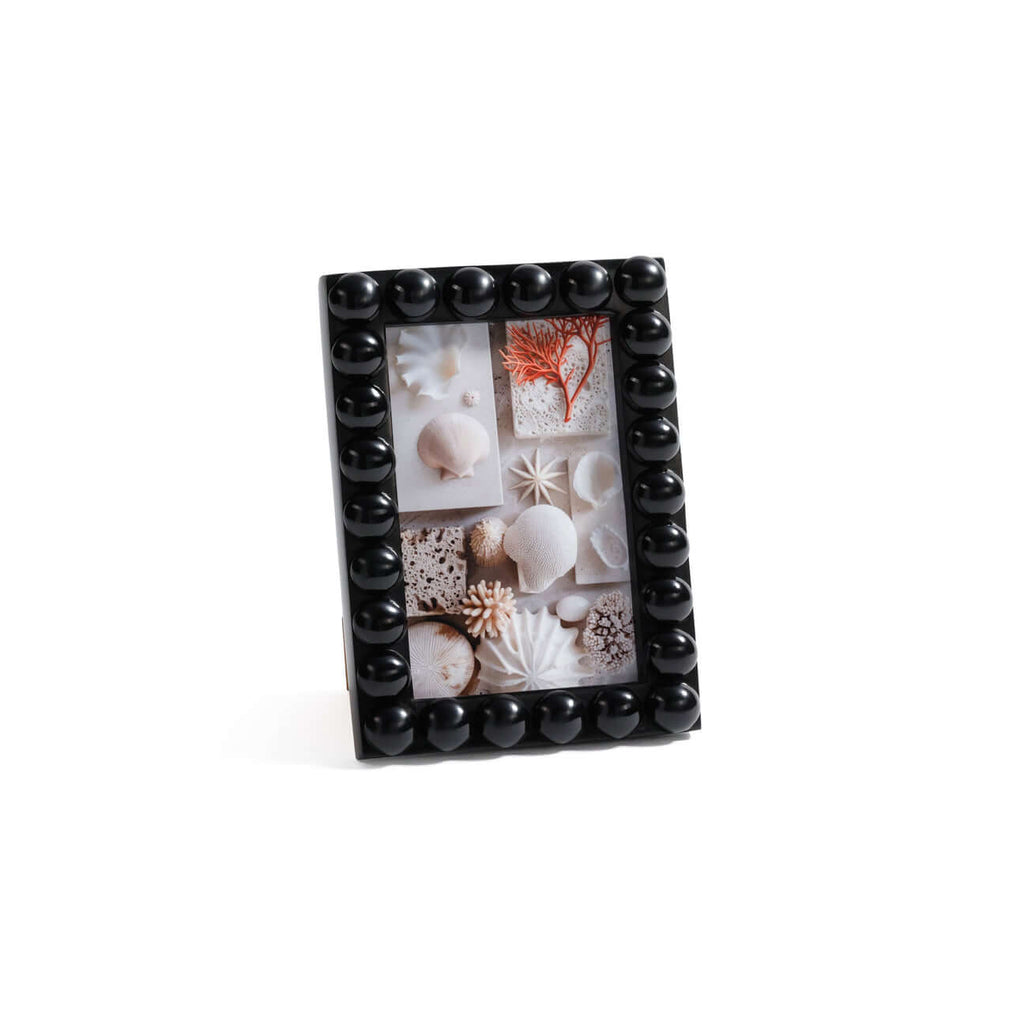 Vienna Black Resin Half Ball Overlay Photo Frame showcasing a bold design with half-sphere details and a modern finish.