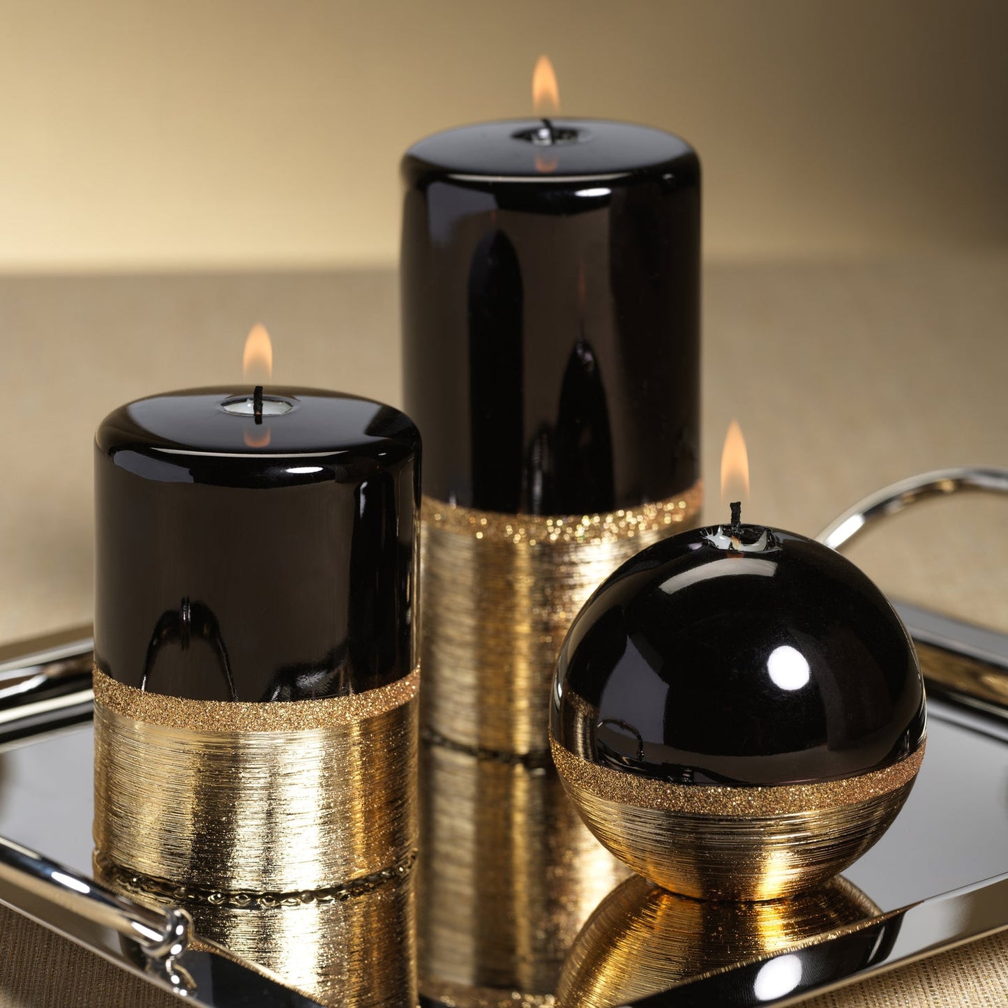 Metallic Candle - Black with Gold