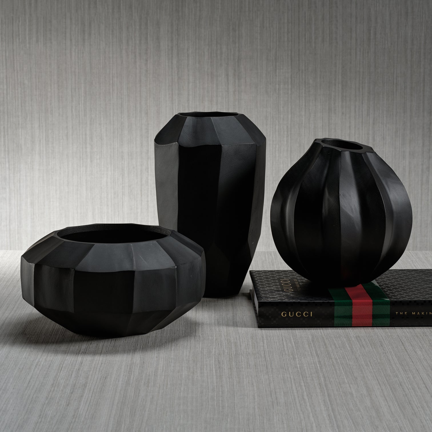 Sukhothai Mango Wood Vase - Black