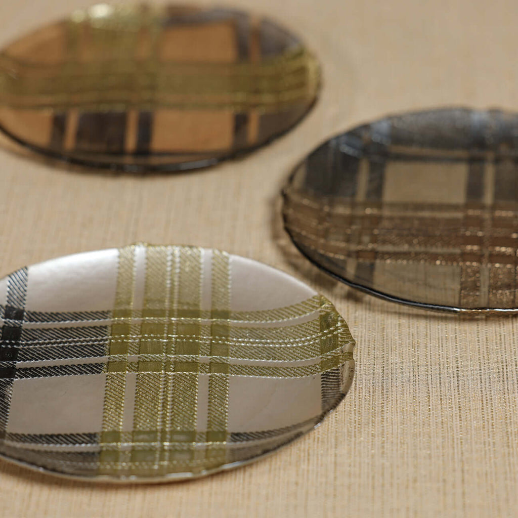 Plaid Dessert Plate - Set of 3 Assorted - CARLYLE AVENUE