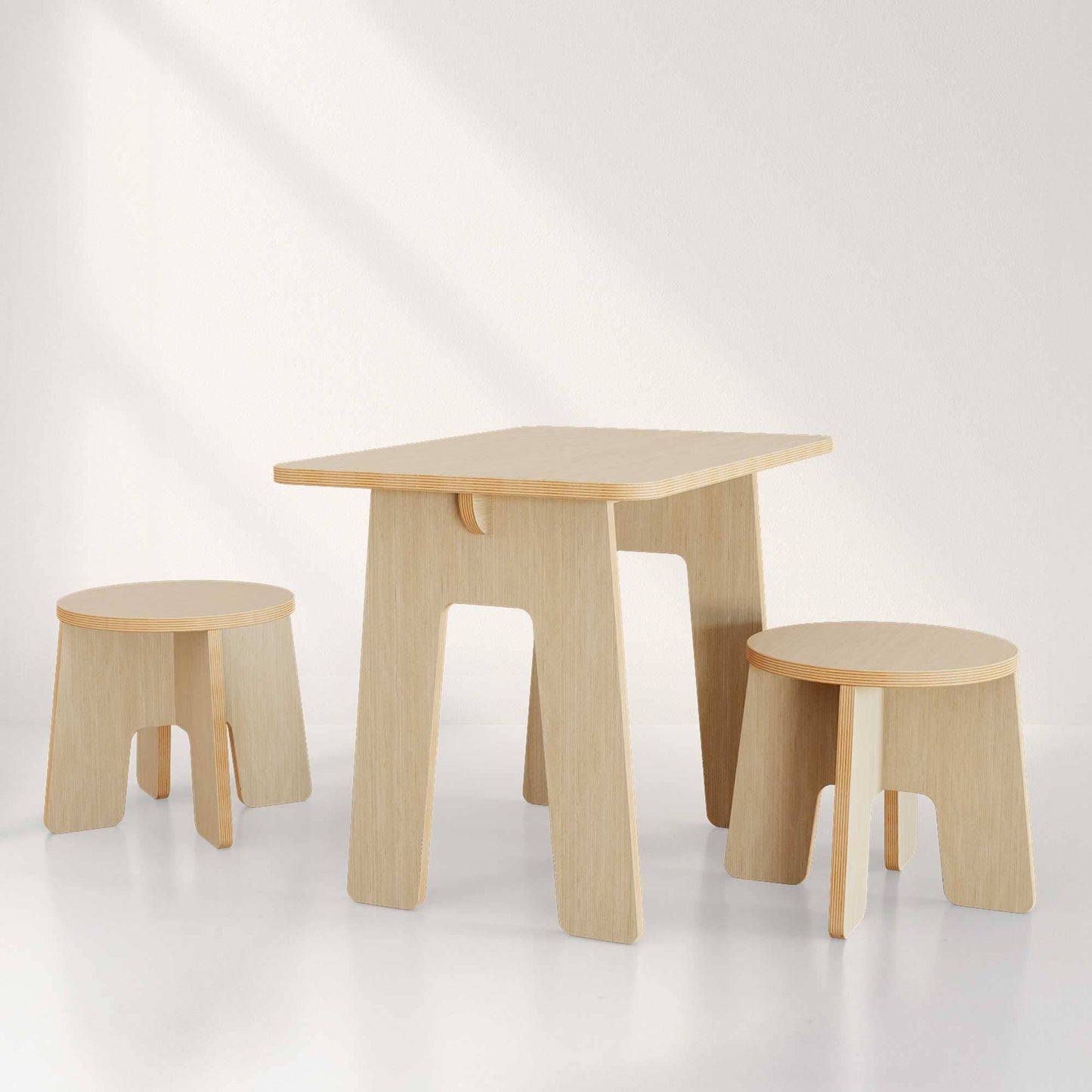 Kids Table and Chairs